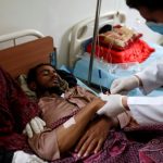 “الكوليرا” تحصد أرواح اليمنيين وجيرانهم الخليجيين يشترون بملايين الدولارات سلاحا امريكيا لمواصلة الحرب عليهم